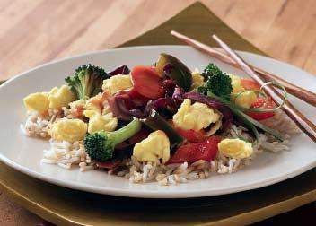 Egg and Vegetable Stir-Fry Egg and Vegetable Stir-Fry Papetti s Easy Eggs Liquid Whole Eggs #9200 Yield: 4 SERVINGS Papetti s Easy Eggs Liquid Whole Eggs #9200 olive oil garlic, minced broccoli,