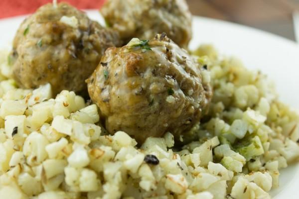 Slow Cooker Turkey Meatballs with Cauliflower Rice Servings 6 Total Time: 8 hours Cook Time: 8 hours Calories 560 Carbohydrate 1.8g Protein 68.5g Fat 34.