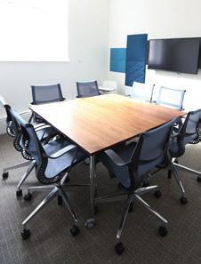Meeting/ Training Rooms Innovative AV system using both traditional large