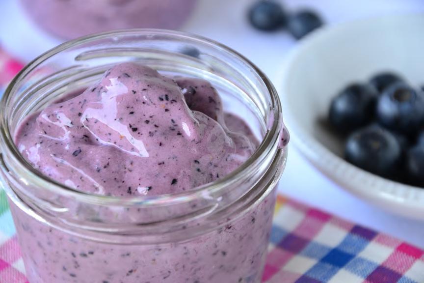 BLUEBERRY CHEESECAKE BOWL 1 cup cottage cheese ½ scoop vanilla protein 1 ½ cup frozen berries 2 stevia packets Puree cottage cheese with protein