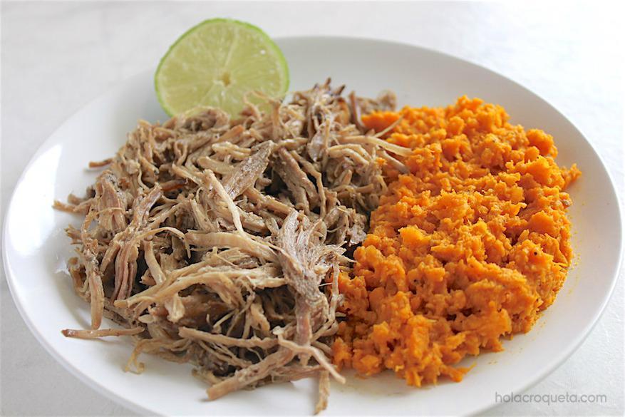 GUILT FREE PULLED PORK 6oz shredded pork ¼ cup balsamic vinegar 1 tbsp worshire sauce 1 tbsp minced garlic 2 packets stevia red pepper flakes to taste 2/3 cup mashed sweet potato Heat a skillet