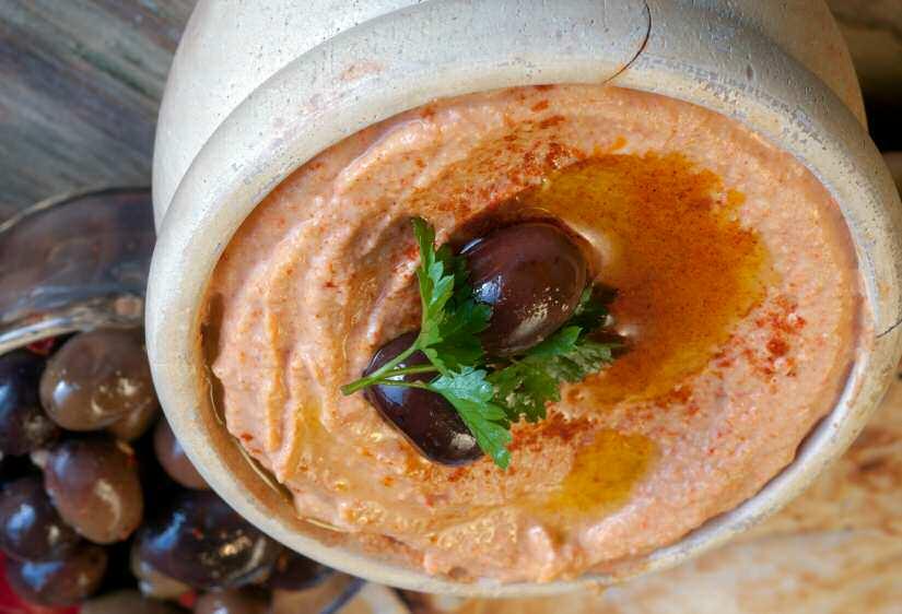 Roasted Red Pepper Hummus Great to keep on hand for a quick lunch with veggies and nitrate-free deli meat.