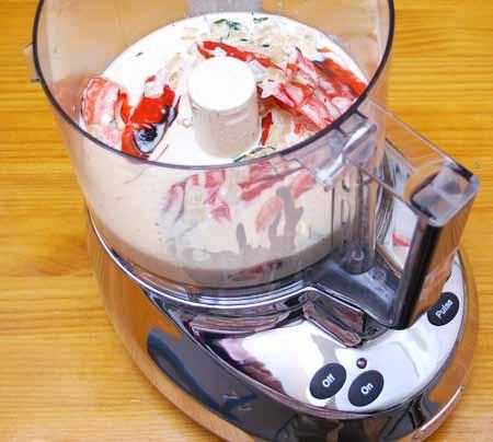 11 6 Pour the sauce ingredients into a food processor of blender and