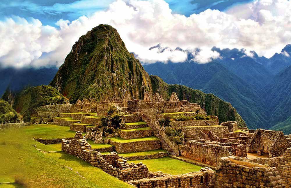 Inca Culture The Incas believed their emperor was a descendant of the sun god.