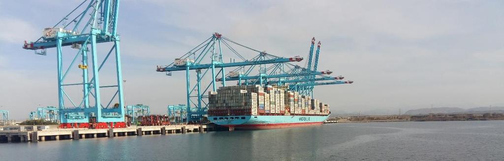 5 About Maersk Line Maersk Line is the world s largest container shipping company. Maersk Line employs 7,800 seafarers and 21,800 land-based employees and operates 639 container vessels.