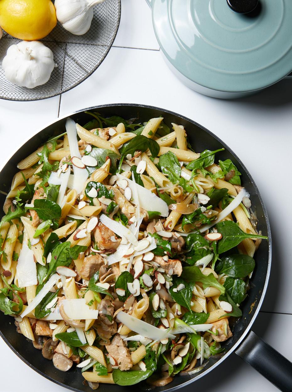 Pork and rocket pasta 500g diced NZ pork 375g dried penne pasta or 1 packet 1 red onion,