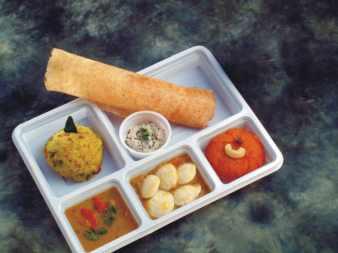 m) Adai Avial (2) With Butter Rava Idly & Side dish with Ghee Bonda (4) Potato Bonda (2) Onion Bajji (4) Plantain Bajji (2) Vegetable