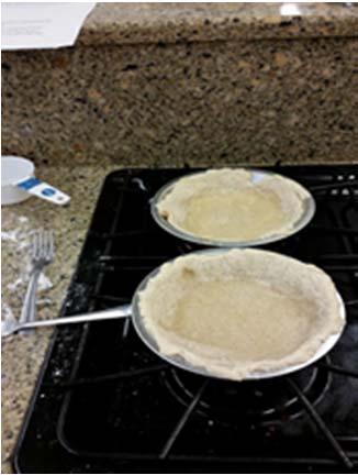 from the left and following to the right; 100% lard pie crust, 50% inulin 50% lard pie crust and