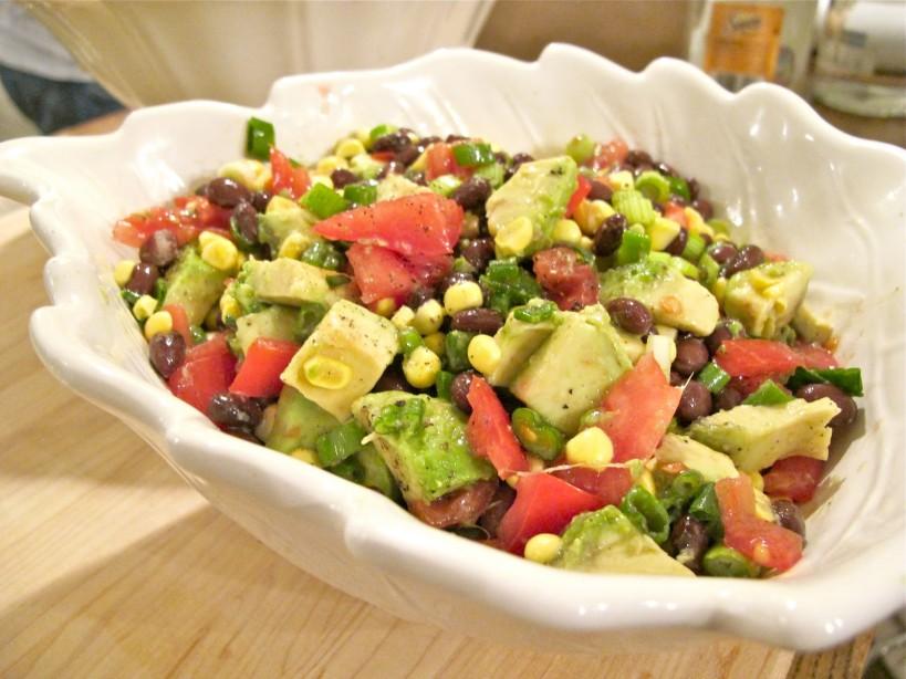 Pack & Go Lunches Confetti Bean Salad Yields: 6 servings Serving Size: about 3/4 cup *Submitted by Susan Matalon 1-15oz can black beans (drained and rinsed well) ½ cup sweet