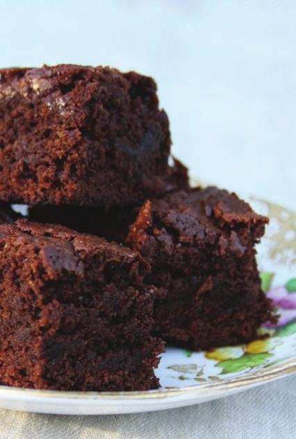 One-bite Molasses Brownies 1 cup dark chocolate chips or coarsely chopped bittersweet chocolate ½ cup butter, cut into pieces ¼ cup Crosby s Fancy Molasses 2 Tbsp unsweetened cocoa powder 2 eggs 1