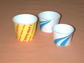 Biocorp cups for cold drinks Left: cardboard with thin layer of HDPE
