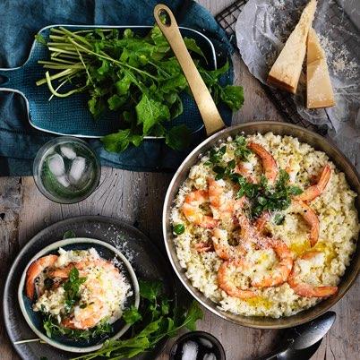 Australian Prawn and Fennel Risotto 20 large green Australian Prawns 2 tablespoons olive oil 3 baby fennel, chopped 2 cloves garlic, crushed 2 cups risotto rice 1 litre fish stock 50g butter, chopped