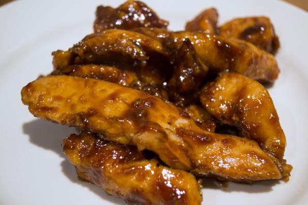 Sweet, Sticky, and Spicy Chicken 1 tablespoon brown sugar 2 tablespoons honey 1/4 cup soy sauce 2 teaspoons chopped fresh ginger root 2 teaspoons chopped garlic 2
