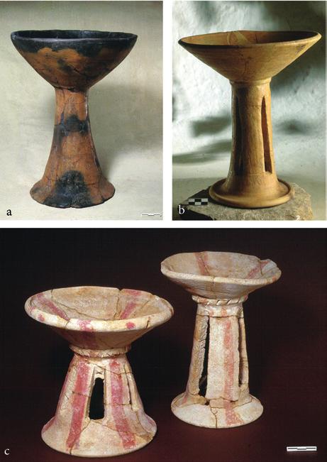 between inclusion and exclusion Fig. 5 Period VI A highstemmed bowls: (a) and (c) from A747, (b) from Temple B. A900. Photos R. Ceccacci, Archive MAIAO.