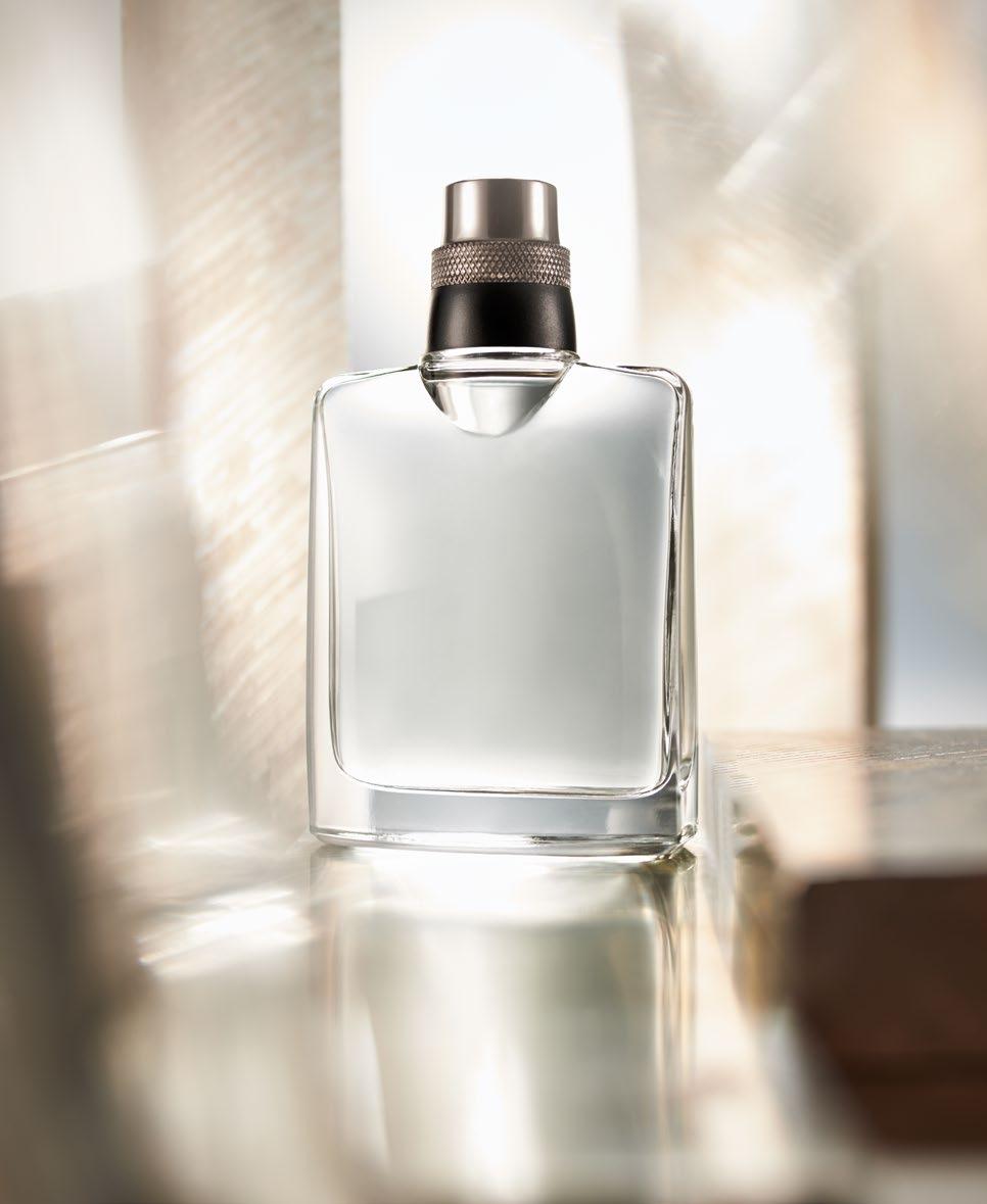 SOPHISTICATED & CONFIDENT MK High Intensity MK High Intensity Cologne Spray Aromatic Family: Ambery Oriental Top Notes: