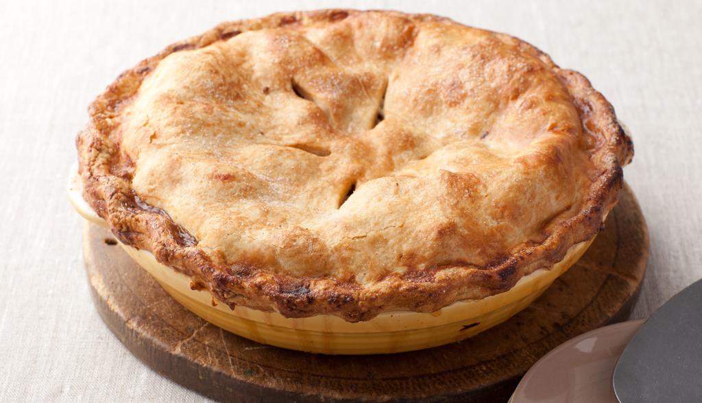 APPLE PIE 15 ULTRA-FAST DESSERT RECIPES Active time: 30 minutes Cook time: 45 minutes Yield: 8 servings SERVING INFO: 470 CALORIES, 25G FAT, 64G CARBOHYDRATES, 6G PROTEIN, 11G FIBER, 38G SUGAR 1