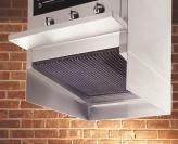 splashes contained within the broiling area for easy clean up.