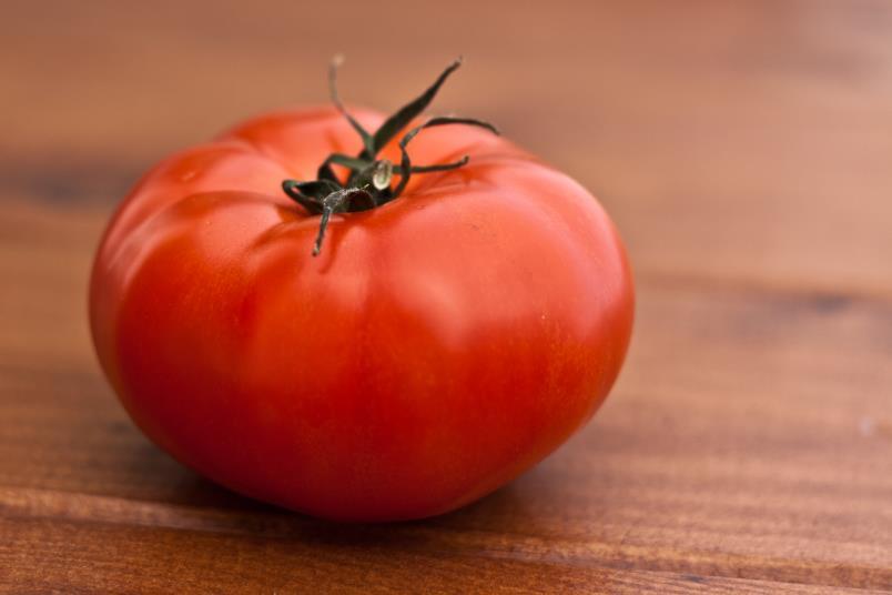 Example: cutting a tomato subtly changes the way it tastes Example:
