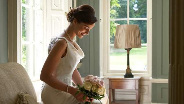 MOUNT JULIET HOUSE WEDDINGS MANOR HOUSE SUPERIOR PACKAGE 100pps Includes all Mount Juliet Wedding Elements plus; ~ Prosecco drinks reception with 2 canapés ~ 6 course meal which includes an amuse