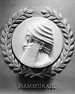 Their powerful king, Sargon, set up the world s first empire. An empire is a large area of land ruled by one person. But Sargon s empire did not last.