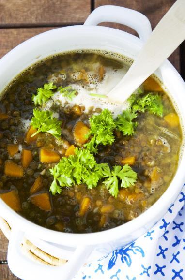 Lentil Soup [Serves 4] 1 tablespoon ghee 1 medium onion, finely chopped 4 garlic cloves, minced 2 large carrots, chopped 2 stalks of celery, chopped 6 cups of vegetable broth 1 ½ cup brown lentils,