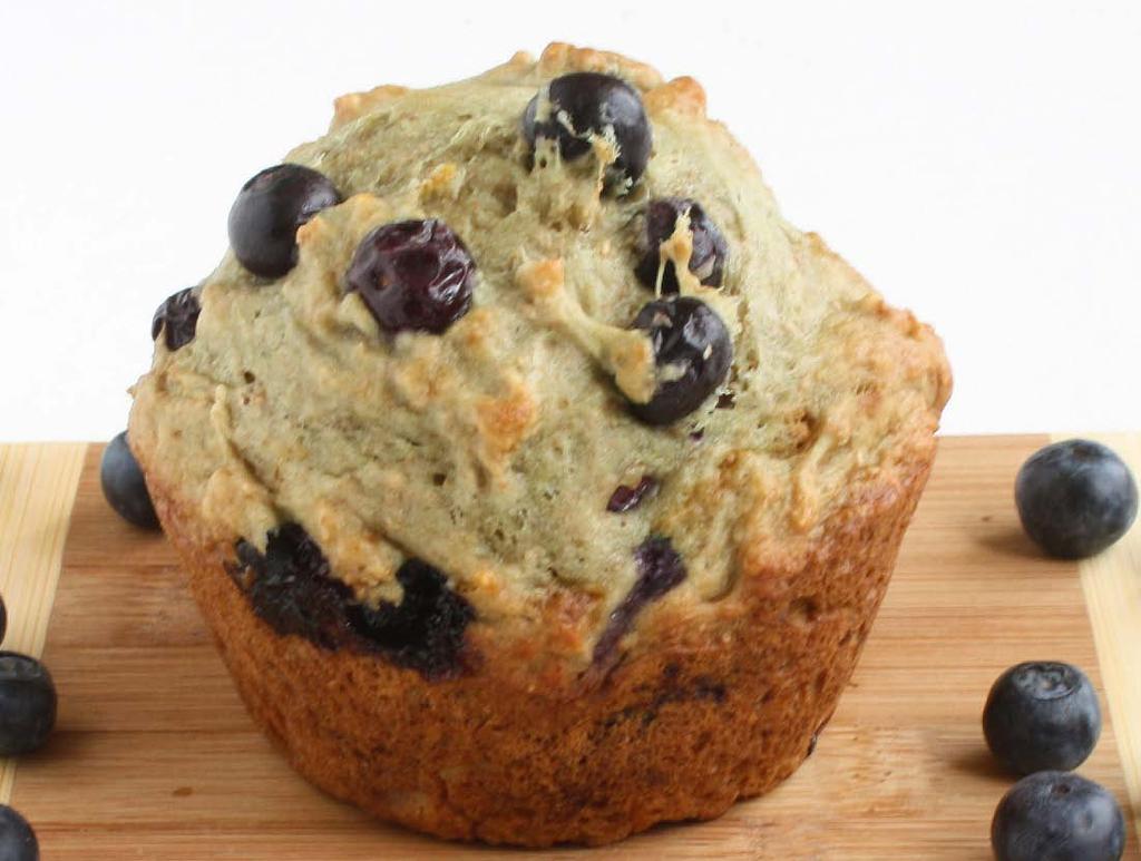 Blueberry Brain Muffins H, Vt 3 organic eggs 1/2 cup melted coconut oil 1/4 cup coconut water 2 tbsp.