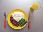 Chilli con carne with rice and green beans, and orange juice Chilli con carne with rice and green beans, and orange juice Chilli con carne Rice Green beans 160g 1 Chilli con carne This recipe makes 4