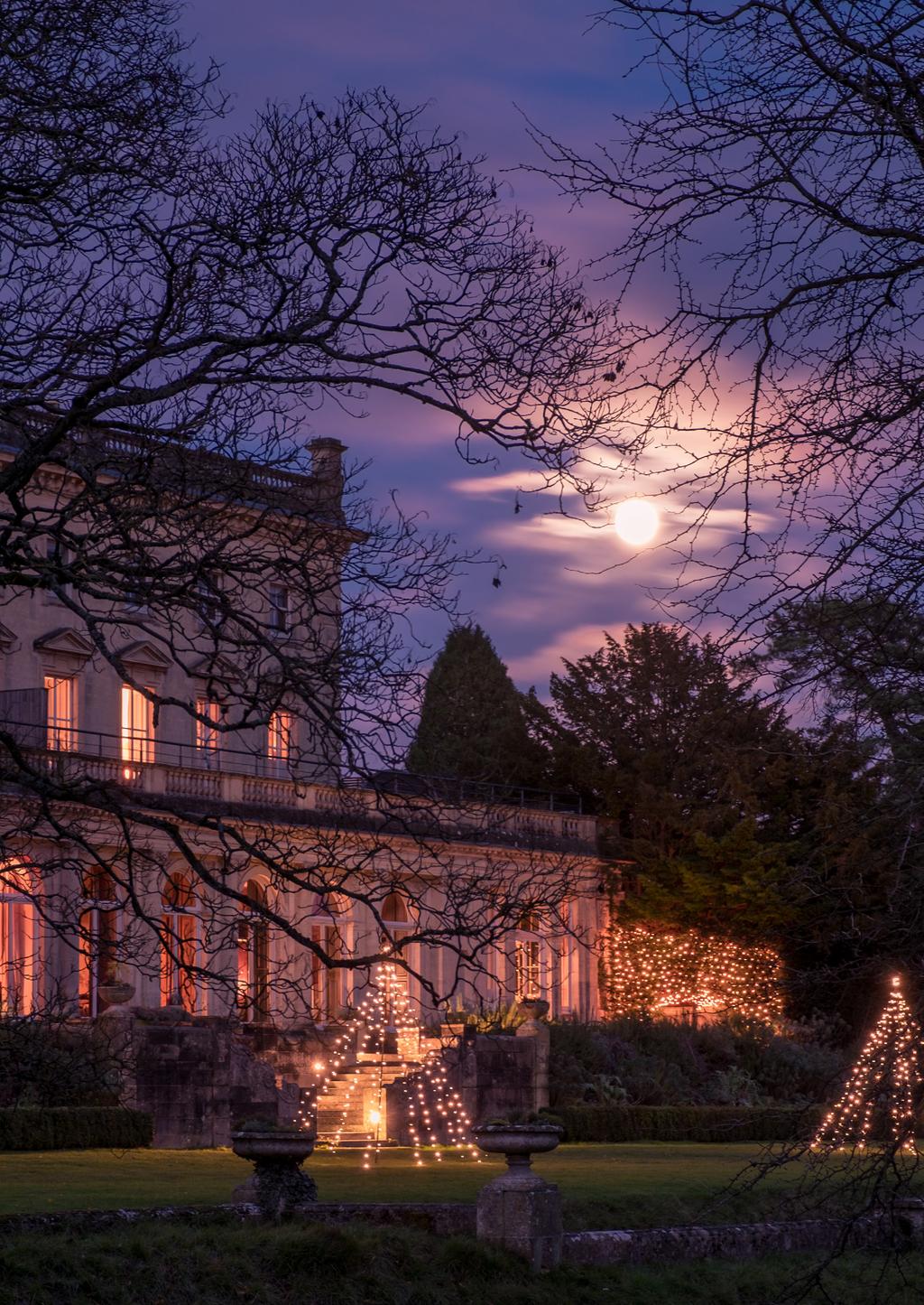 C HRISTMAS AT COWLEY What s not to love about Christmas at Cowley Manor?