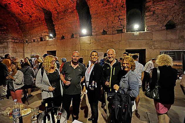 Announcement of the initiative Meetings of professionals Wine Exhibition Vinski podrum Split 2017 85 wine exhibitors (wine producers) Workshop