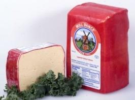 Kasseri from Greece P.D.O. #183009 12/7 oz This cheese is a young blend of pasteurized sheep s and goat s milk, and it has a consistency that straddles that of Italian Provolone and Cheddar.