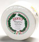 Since Pecorino Mura Vera is a fairly small sized cheese, weighing only 800 gr, it is very practical for serving at parties with fresh fruit, honey, fig jam or even a fruit mostarda.