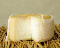 Aged for approximately 4 months, this semi-firm, pale yellow cheese offers a mild and nutty flavor. Its texture is smooth and dotted with cherry-sized holes. Smoked Kurpianka #740902 10/1.