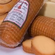 Amarelo da Beira Baixa pronounced ah-mah-rel-loh dah BAY-rah BUY-shah is a name-protected artisan cheese from Portugal s interior region bordering on Spain.