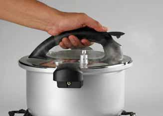 SAFETY The Flavor-Pro low pressure cooking system has several systems that guarantee perfect safety in operation.
