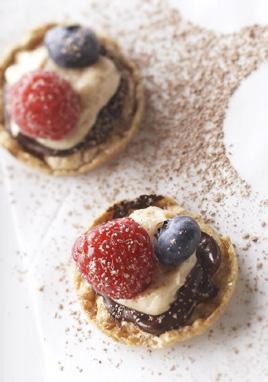 petits fours berry