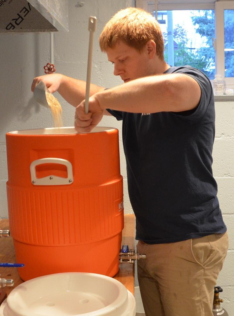 2014 Brewery Mashing Move bucket of crushed grain onto table My method (make this consistent): Mash paddle in left hand, grain scoop in right hand, scoop as much as you can then dump Mash in fast to