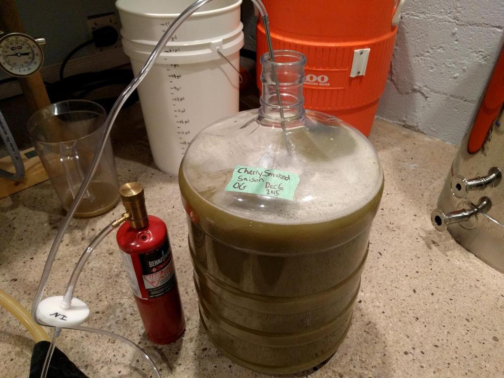 2014 Brewery Boiling & Chilling Pour yeast into carboy Keep some for next batch in mason jar Oxygenate with 2 mm stone