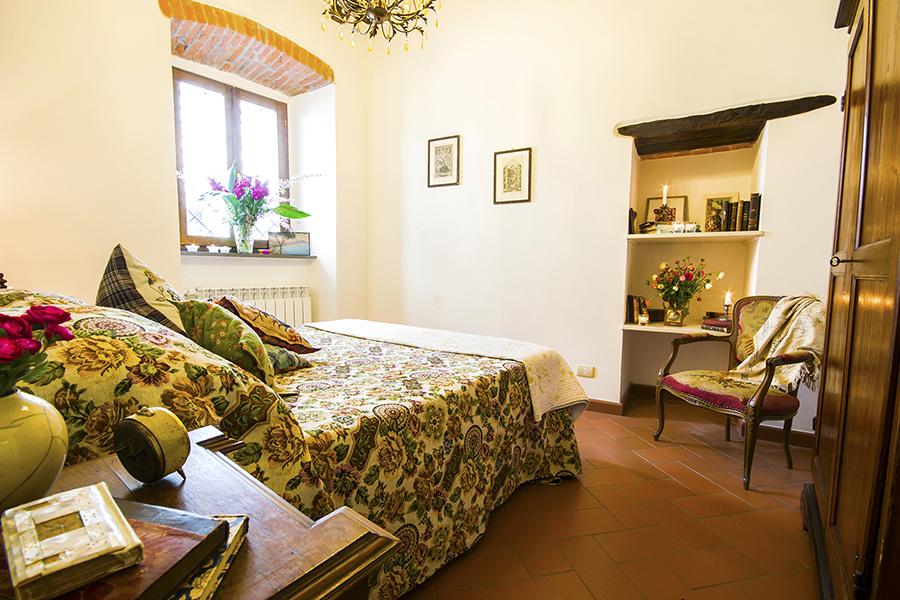 1009: Living La Vita Bella Get ready to wine, dine, explore, and relax in beautiful Cortona, Italy!