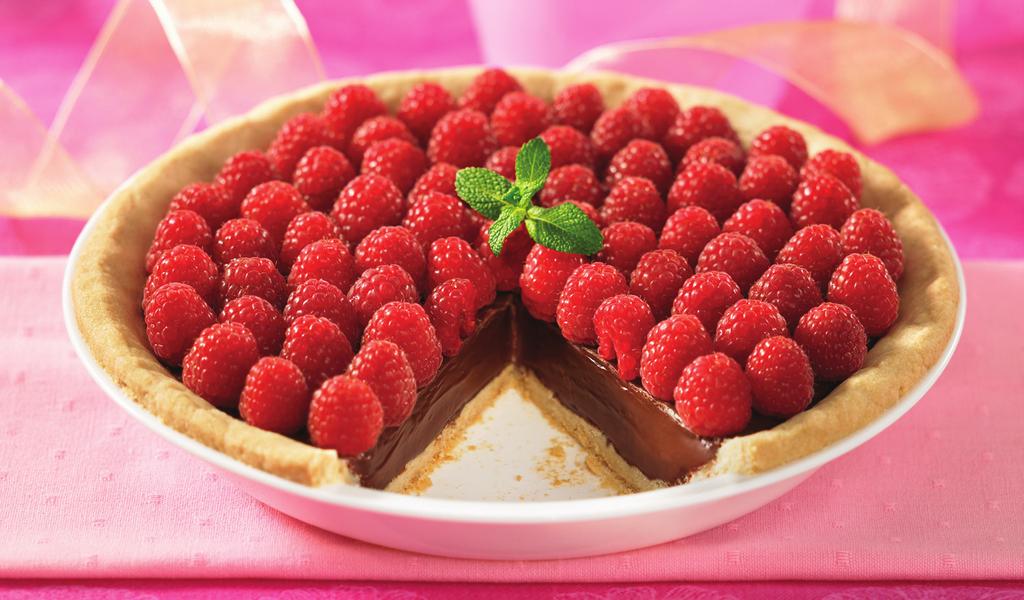 $IPDPMBUF Ganache Pie with Raspberries Prep: 20 minutes + chilling Bake: 20 minutes Makes: 10 servings Freezing: excellent without berries No Roll Crust 1 cups (325 ml) Robin Hood All Purpose Flour