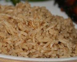 Oven Rice 1 1/2 cups uncooked long-grain white rice or brown rice 1 (14 ounce) can beef broth 1 (10.