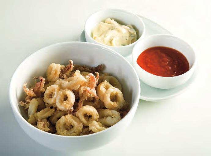 DEEP-FRYING 497 Deep-Fried Calamari with Spicy Tomato Sauce and Aïoli PORTIONS: 2 PORTIONS SIZE: 6 OZ (75 G) SQUID, 2 FL OZ (60 ML) EACH SAUCE 4 2 lb 2.25 kg Small cleaned squid (see Figure 4.