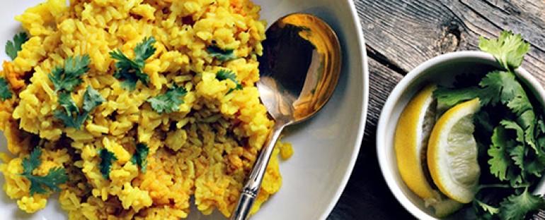 RECIPE Ingredients METHOD ½ cup white basmati rice 1 cup yellow mung dal 6 cups of water 2 Soak tablespoons the yellow ghee mung dal overnight. Drain and add the basmati rice.