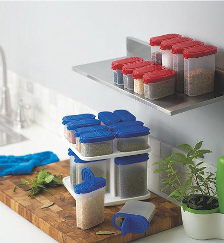 save money. save space. c Large Spice Containers Set 1 cup/250 ml. Set of four. Your choice of seal color. $22.50 226 Brilliant Blue 227 Passion d Small Spice Containers Set ½ cup/125 ml. Set of four. Your choice of seal color. $18.