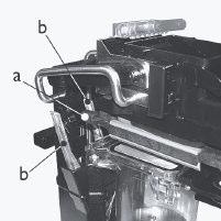 3. Clean the brewer chambers/wiper assembly in the sanitiser solution. Rinse with clean water and dry thoroughly. 4.