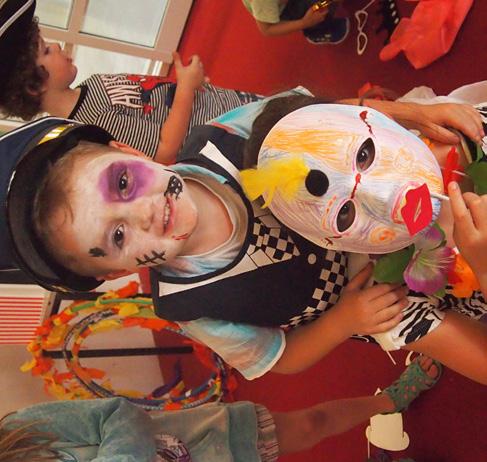 TUESDAY (29/9/2015) CIRCUS MANIA 1 Art and craft Clown mask or felt pom-pom craft,