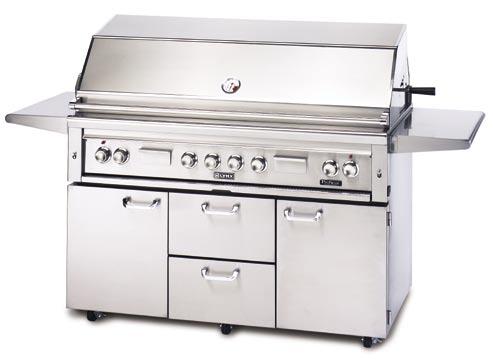 cooking surface (1110 primary, 445 secondary) 9V electronic ignition* Dual grill surface lights Temperature Gauge* Two smoker drawers with dedicated burners Stainless steel grilling grates for