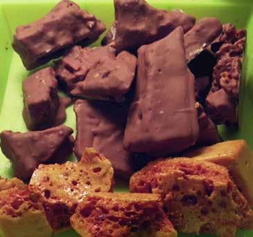 Homemade Chocolate Honeycomb Thank you Agata Pokutycka from barktime.wordpress.com for this crunchy festive sweet.