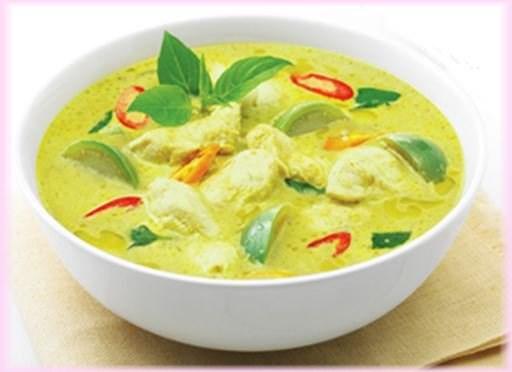 Curry 17 - Green Curry Choice of Meat: eggplant, bell pepper, green bean, basil in green curry 18 - Panang Curry Choice of Meat: bell pepper, sweet basil in thick curry sauce 19 - Mussamum Curry