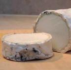 Mushroomy scented rind & a smooth, buttery texture, strong to smell but sweet & mild to