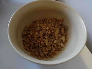 Granny s Granola HEALTH BENEFITS This granola is a basic recipe so you are encouraged to customize it as needed. The coconut in this granola gives it a tropical feel and adds a healthy fat.